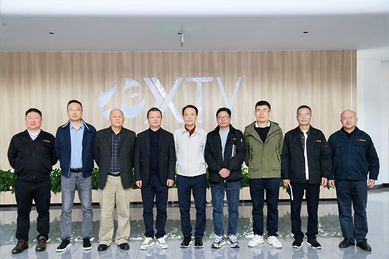 8ddb962bf23142d8b82250ed5e1fee89.jpg 8ddb962bf23142d8b82250ed5e1fee89.jpg